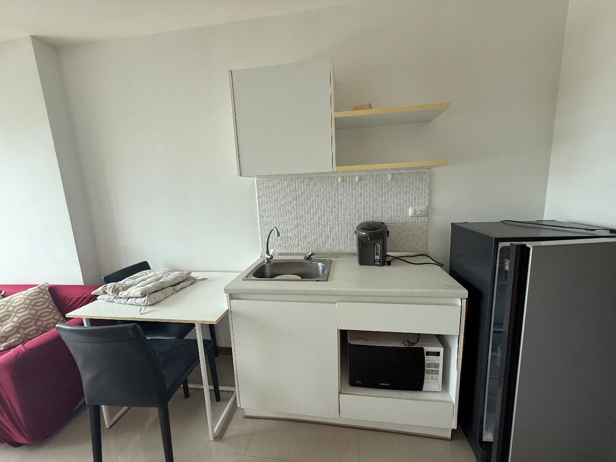 picture the trust condo south pattaya floor 9 - 16/22