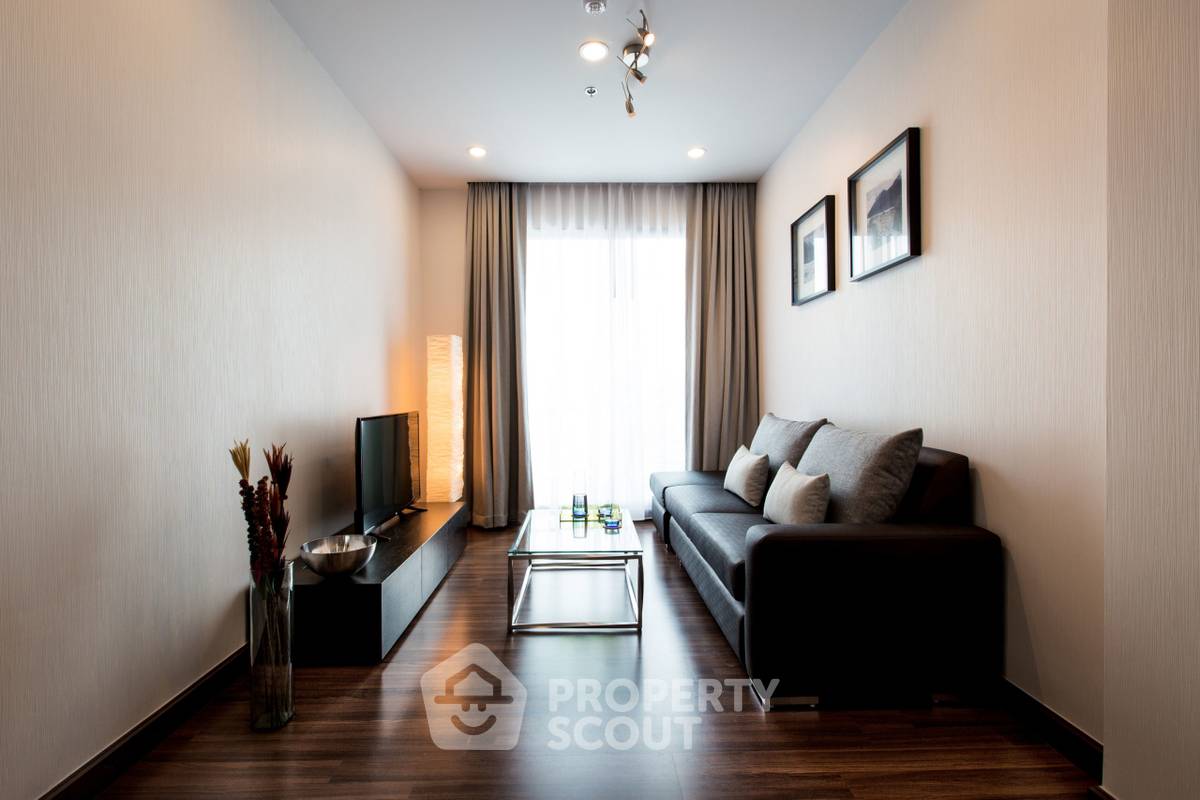 picture 1-BR Condo at Supalai Lite Sathorn-Charoenrat in Bang Khlo (ID 510512) - 13/17
