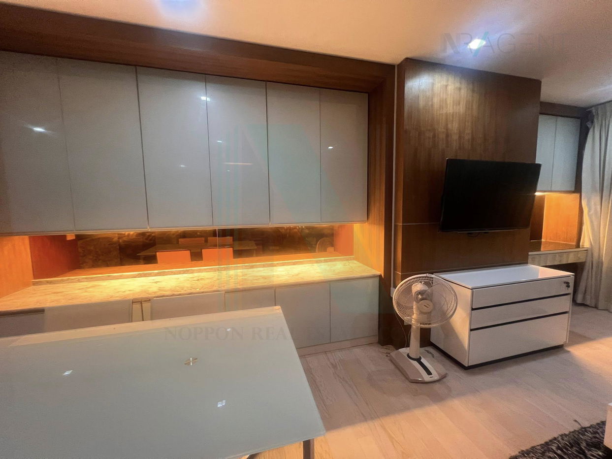 picture For Rent Condo NOBLE REMIX Building 1, Floor 24,2 bed room, Room size 96 sqm - 2/8
