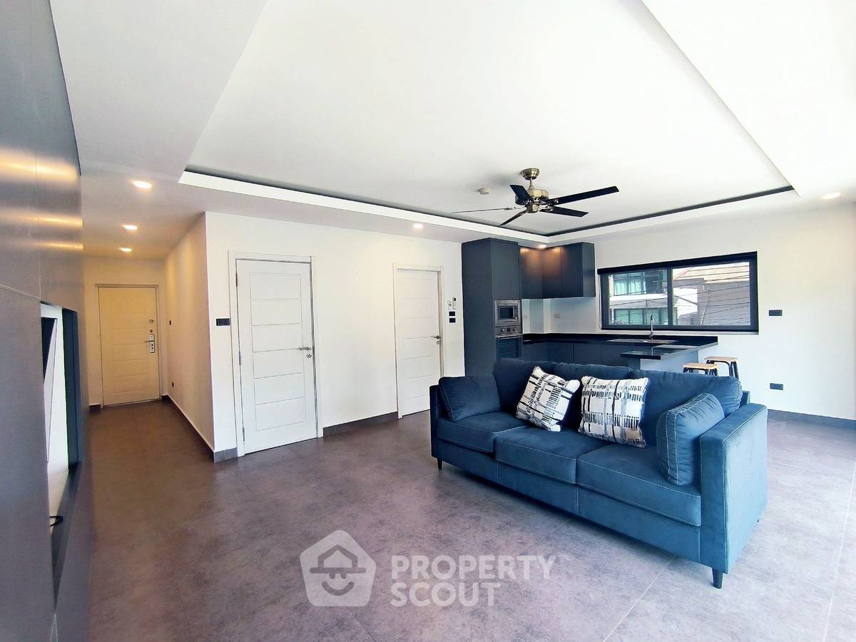 picture 1-BR Condo at Tudor Court close to Phratamnak (ID 1987074) - 1/13