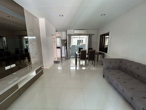 Town Home for rent Baan Klang Mueng Rattanatibet Nonthaburi
