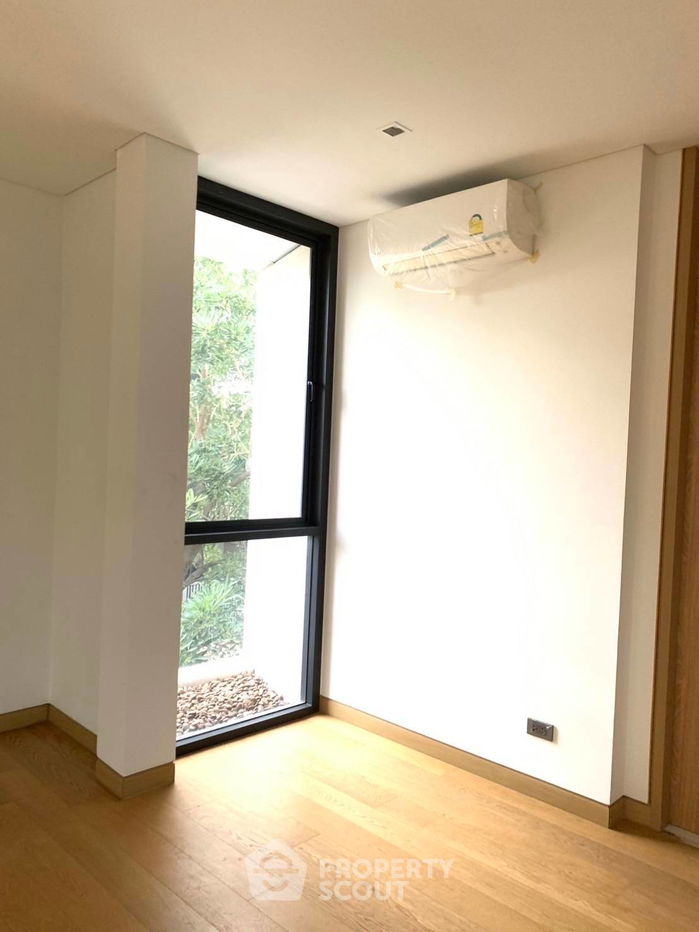picture 5-BR Townhouse at Baan 365 Rama 3 in Bang Phong Phang (ID 2302575) - 5/9