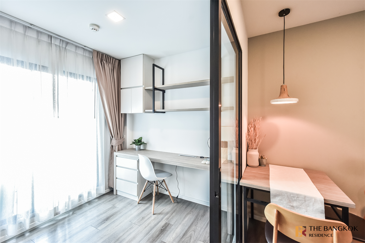 picture Notting Hill Jatujak - Interchange Room available, great price near BTS Saphan Khwai - 2/10