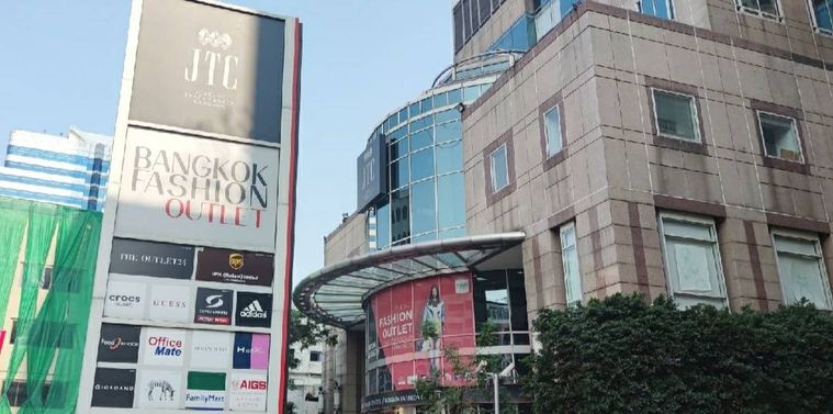เช่าออฟฟิศ จิวเวลรี่เทรดเซ็นเตอร์ JTC Jewelry trade center สีลม BTS สุรศักดิ์ วิวแม่น้ำ วิวเมือง ห้องมุม BTS ศาลาแดง BTS ช่องนนทรี