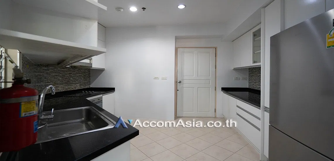 picture 🔼🔽 AccomA 📩  3 BR Condominium @ (1511369) - 12/15