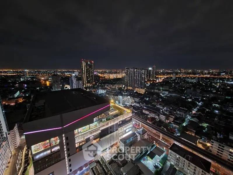 picture 2-BR Condo at The Tree Interchange near MRT Bang Pho (ID 2317049) - 2/25