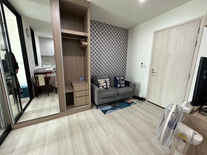 ให้เช่า คอนโด | 2 ห้องนอน 1 ห้องน้ำ “Life Asoke” 37 ตรม. ใกล้ MRT เพชรบุรี