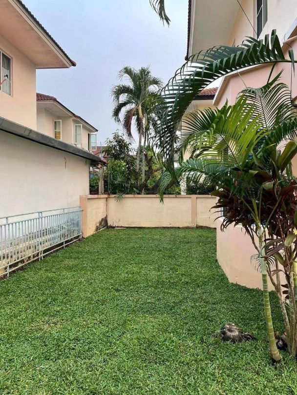 รูป 🏡 ให้เช่าบ้านเดี่ยว มีพื้นที่สนามหญ้า ในโครงการคุณภาพ ความปลอดภัยสูง พร้อมเฟอร์ ทำเลดีมาก เดินทางสะดวก ใกล้รวมโชค มีโชคพลาซ่า โลตัส และอื่นๆอีกมากมาย - รูปที่ 4/14