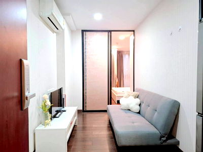 คอนโด ม.สยาม : ขายพร้อมผู้เช่า, 1 ห้องนอน, Bangkok Feliz Sathorn Taksin, BTS กรุงธนบุรี 