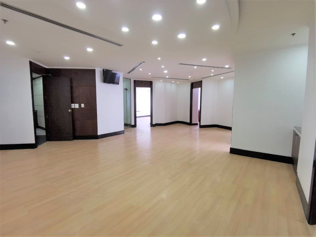 รูป เช่าออฟฟิศ จิวเวลรี่เทรดเซ็นเตอร์ JTC Jewelry trade center สีลม BTS สุรศักดิ์ วิวแม่น้ำ วิวเมือง ห้องมุม BTS ศาลาแดง BTS ช่องนนทรี - รูปที่ 3/19