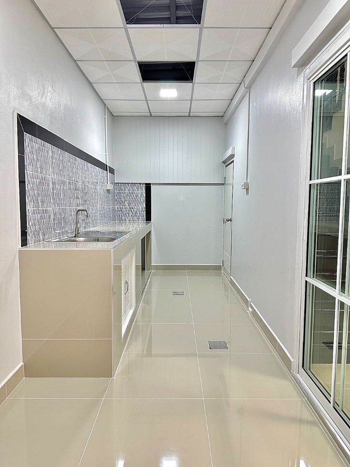 รูป บ้านสวย  จอดรถสบาย ๆ ทำเลดี  #หมู่บ้านพฤกษา 18  บางใหญ่    ทาวน์เฮ้าส์ 3 ห้องนอน   ใกล้ MRT สถานีบางใหญ่  ใกล้เซ็นทรัล เวสเกต - รูปที่ 10/23
