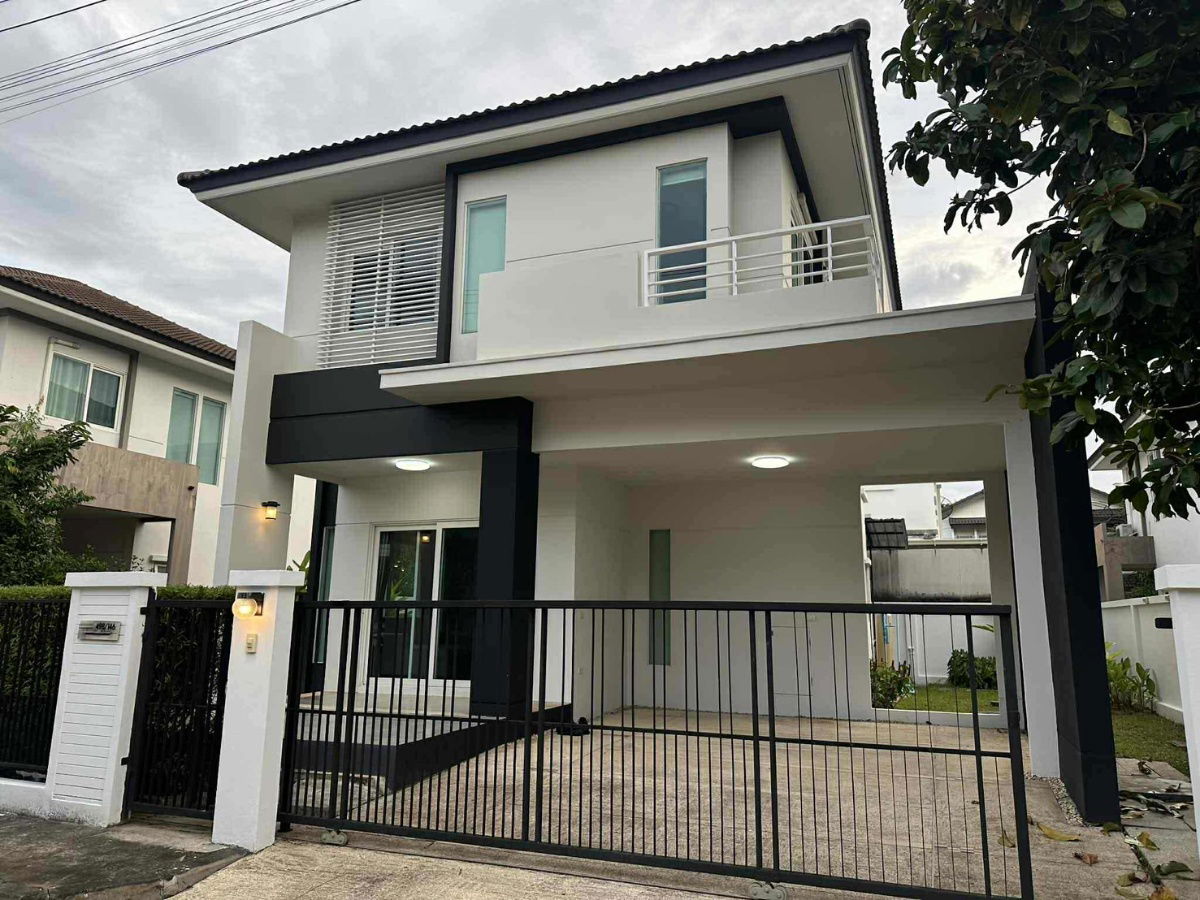 picture 🏡 Fully Renovated Single House – Brand New Furniture & Appliances | Siwalee Meechok Project - 1/15