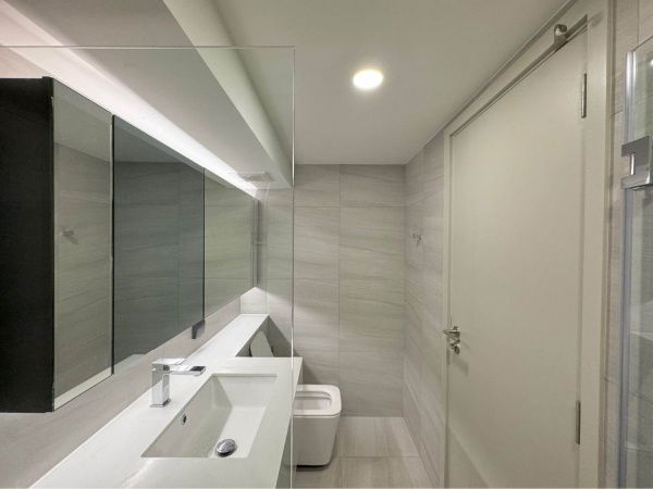 picture Park Origin Chula Samyan【𝐒𝐄𝐋𝐋 & 𝐑𝐄𝐍𝐓】🔥Modern luxe room with a beautiful dark tone, full furnishings.🔥  Contact Line ID: @hacondo - 10/10
