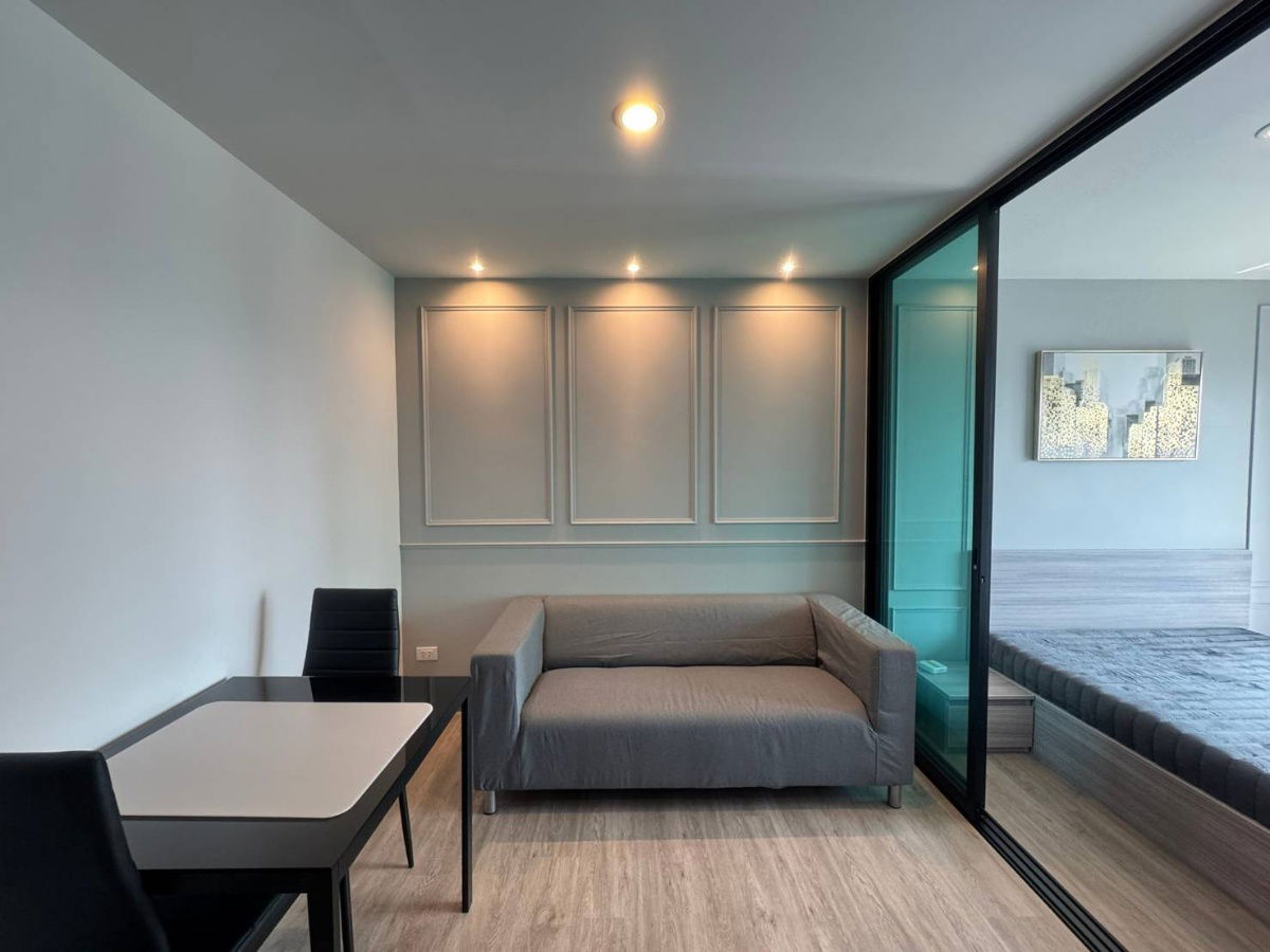 รูป 🍀ให้เช่าคอนโด Regent home bangna ห้องสวย ใหม่เอี่ยม 28 ตรม.  เฟอร์นิเจอร์ครบ เช่าเพียง 10500- - รูปที่ 1/7