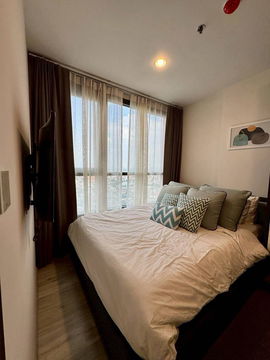 For rent XT Huaikwang size 35 Sq.m 20,000  Baht, Ready to move in.