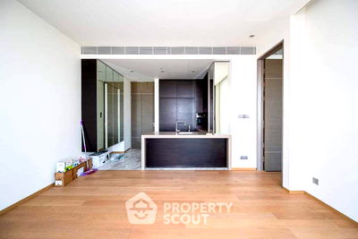 ขายคอนโด : คอนโด 1-ห้องนอน ที่ ศาลาแดง วัน ใกล้ MRT สีลม (ID 645832)