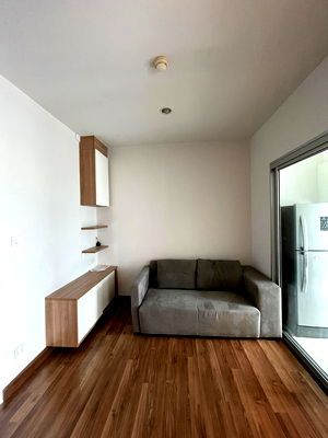 คอนโดให้เช่า : คอนโด เซ็นทริค ติวานนท์ ห้องว่างพร้อมเข้าอยู่ Line ID : @forucondo 