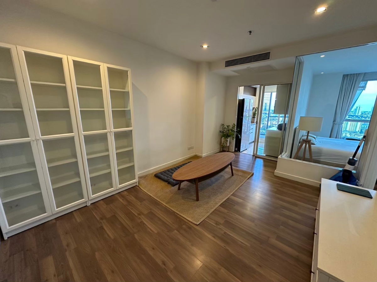 รูป ให้เช่า คอนโด | คุ้มสุดในโครงการ “The Room Sathorn - Taksin” 48 ตร.ม. ใกล้ BTS โพธิ์นิมิตร - รูปที่ 1/21