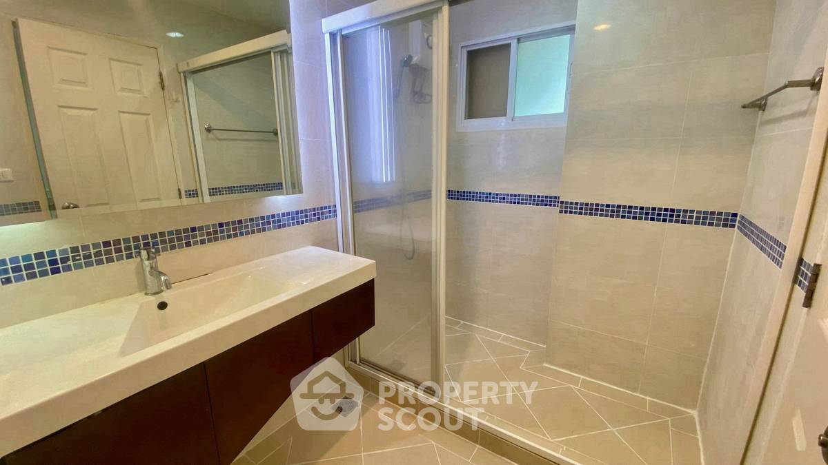 picture 1-BR Condo at Life Sukhumvit 62 near BTS Bang Chak (ID 2325403) - 10/10
