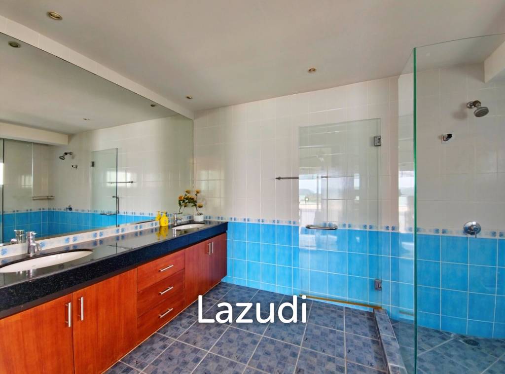 2 Bedroom Condominium with Sea View for sale - image 6