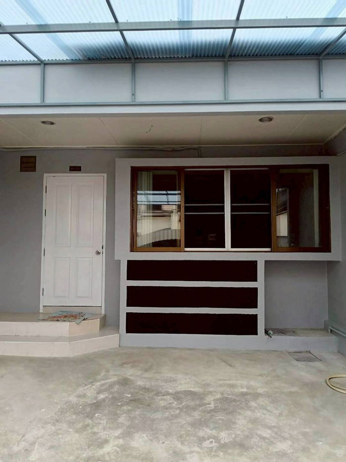 picture Sell, buy, Townhome, Baan Klang Muang, Rama 9 43, near The Nine shopping mall. Line ID: @951qfbfi - 1/17