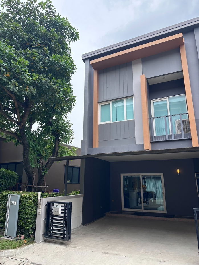 รูป ขายบ้านตัวอย่าง ! โครงการ ทาวน์ อเวนิว สองแคว🏡 บ้านเลขที่ 199/1 พรีเมียมทาวน์โฮม ใกล้เซ็นทรัล พิษณุโลก💥ส่วนลดสูงสุด 1,00,000 บาท พร้อมอยู่ แต่งครบ - รูปที่ 1/16