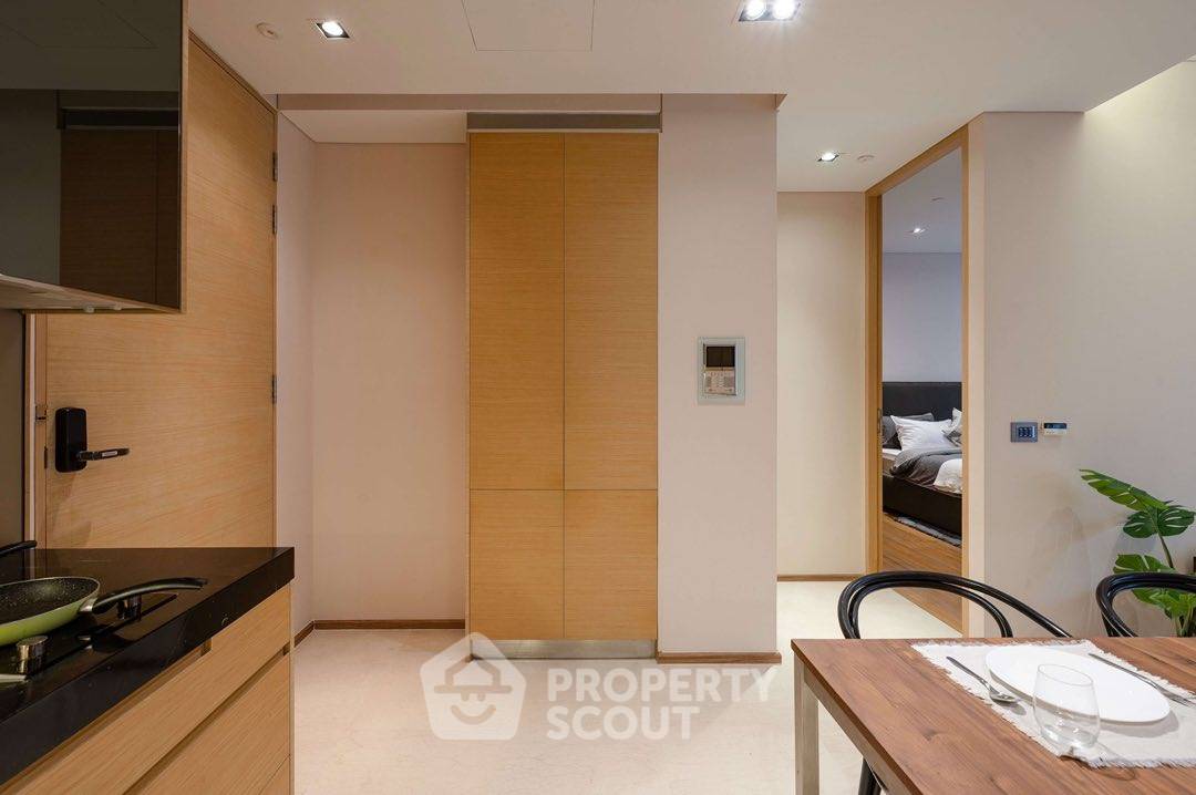 picture 1-BR Condo at Saladaeng Residences near MRT Si Lom (ID 2325263) - 10/17