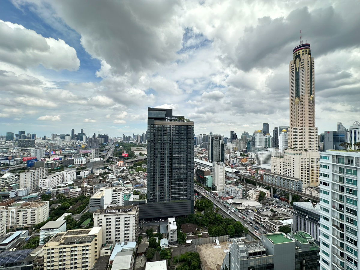picture For Rent XT Phayathai Spacious 1 Bedroom 42 Sqm with Unblocked City View near BTS Phayathai and Chulalongkorn University - 1/17