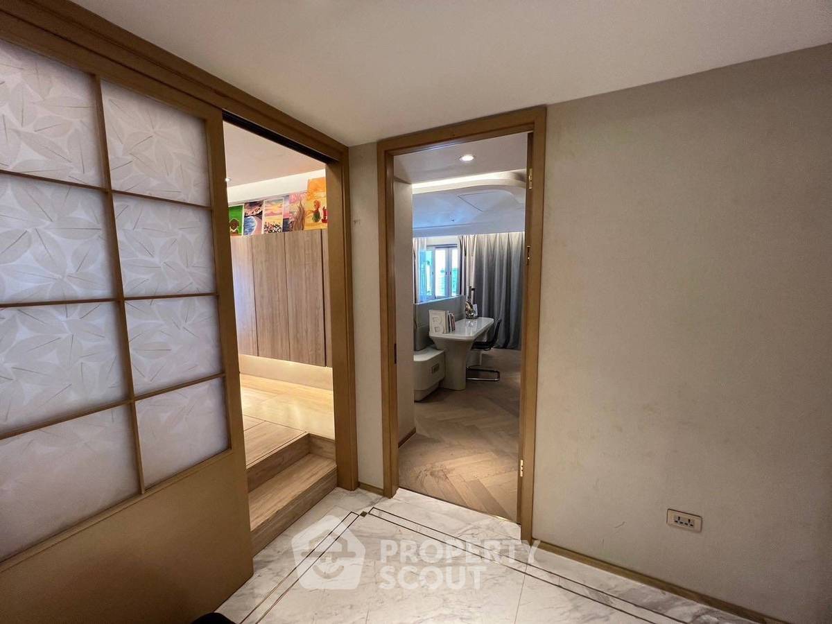 picture 3-BR Condo at Le Raffine Sukhumvit 24 Condominium near BTS Phrom Phong (ID 2315199) - 7/18