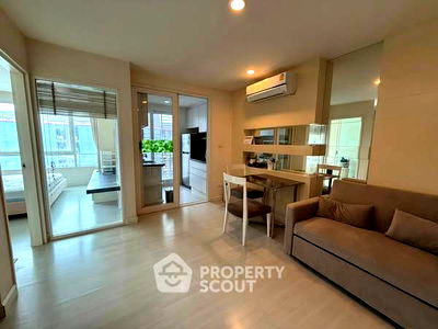 Condos for sale Siam University : 1-BR Condo at The Bangkok Sathorn-Taksin near BTS Krung Thon Buri (ID 2325593)