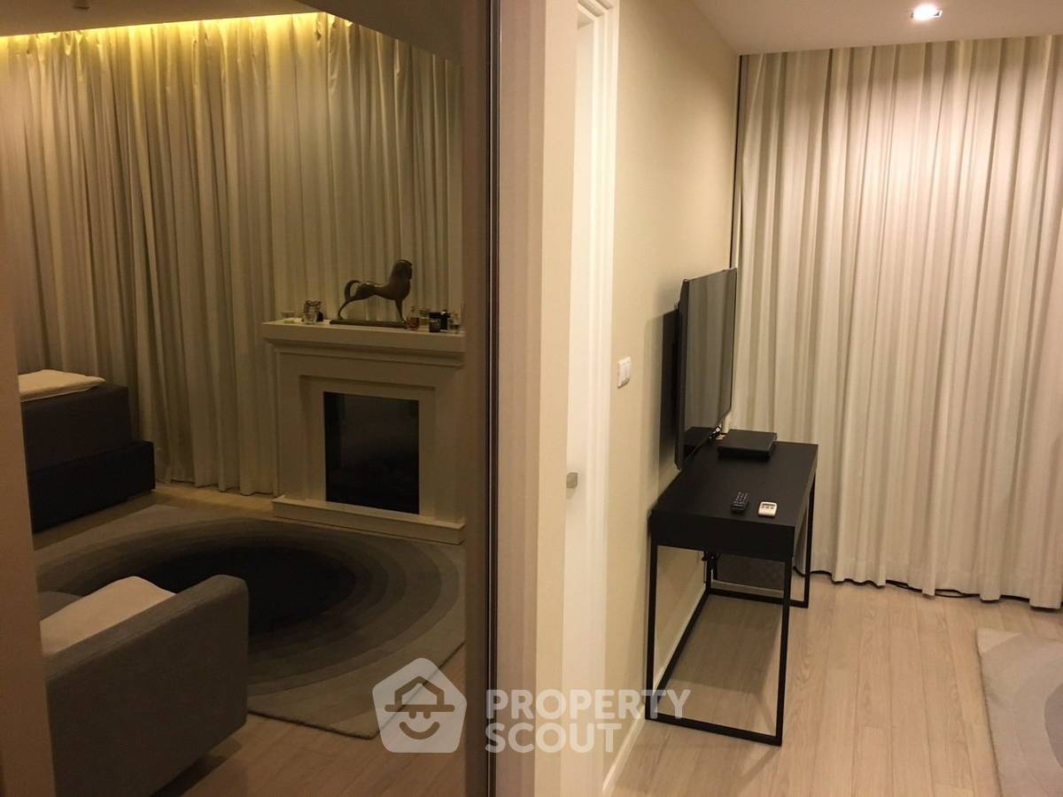 picture 2-BR Condo at The Room Sukhumvit 21 near MRT Sukhumvit (ID 2325140) - 9/12