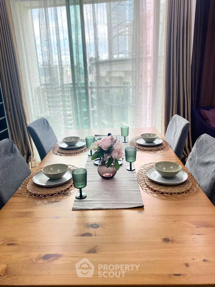picture 2-BR Condo at Sky Walk Residences near BTS Phra Khanong (ID 2324744) - 7/11