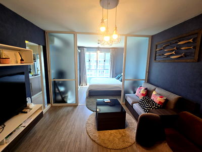 Condos for sale 700 Year Sports Arena Chiang Mai : D condo Ping for Sale  ,Pool view ,Next to Central Chiangmai.