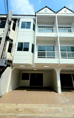 Townhouses for rent ถนนเรวดี : Townhouse for rent, newly renovated, Soi Rewadee 75, ready to move in NH0020