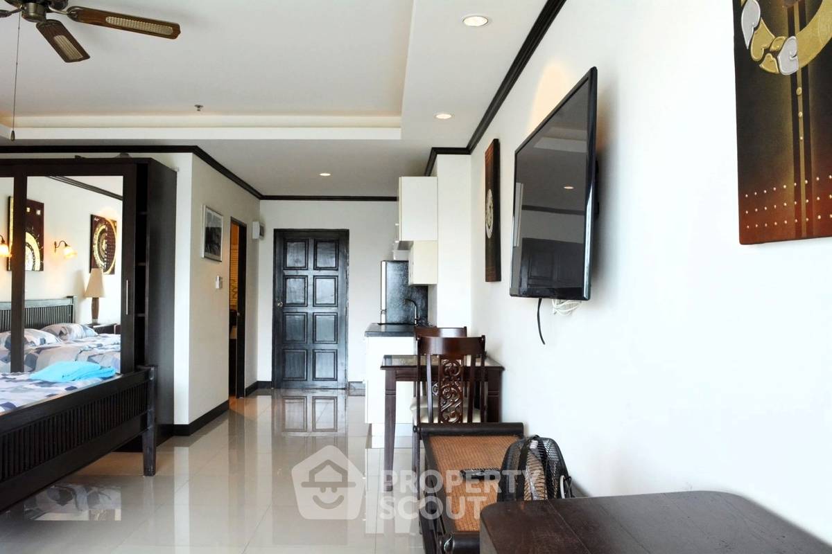 picture 1-BR Condo at View Talay 5 Condominium Jomtien close to Jomtien Beach (ID 2039644) - 9/12
