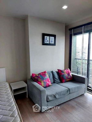 คอนโด BTS ทองหล่อ : คอนโด สตูดิโอ ที่ โนเบิล โซโล ใกล้ ทองหล่อ (ID 2324640)