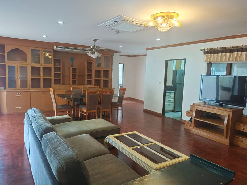 ขายคอนโด : ขาย  ห้องคอนโด  2 ห้องนอน ที่ คอนโด เซ็นทรัลซิตี นอธ-เซาท์, เดิน 2 นาทีจาก ห้าง Central บางนา