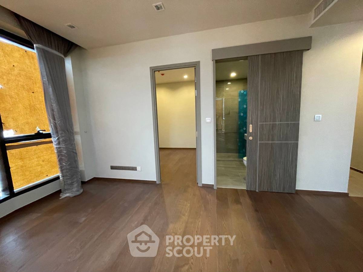 picture 2-BR Condo at Ideo Q Victory near BTS Victory Monument (ID 1410842) - 1/8