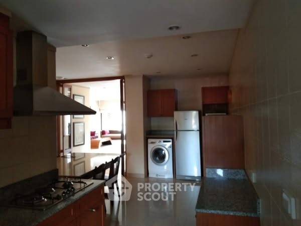 picture 2-BR Condo at Baan Ananda Condo Sukhumvit 61 near BTS Thong Lor (ID 2327278) - 2/18