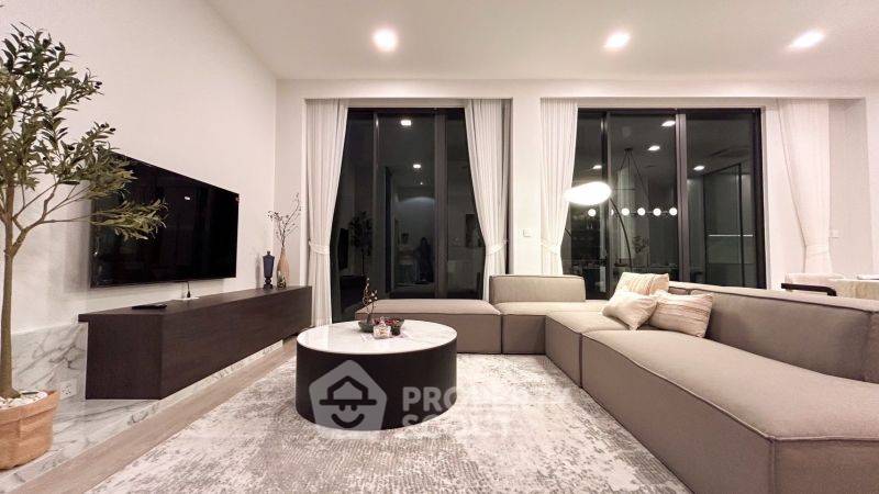 รูป บ้าน 4-ห้องนอน ที่ วีเว่ กรุงเทพกรีฑา ใกล้ กรุงเทพกรีฑา (ID 2148357) - รูปที่ 3/8