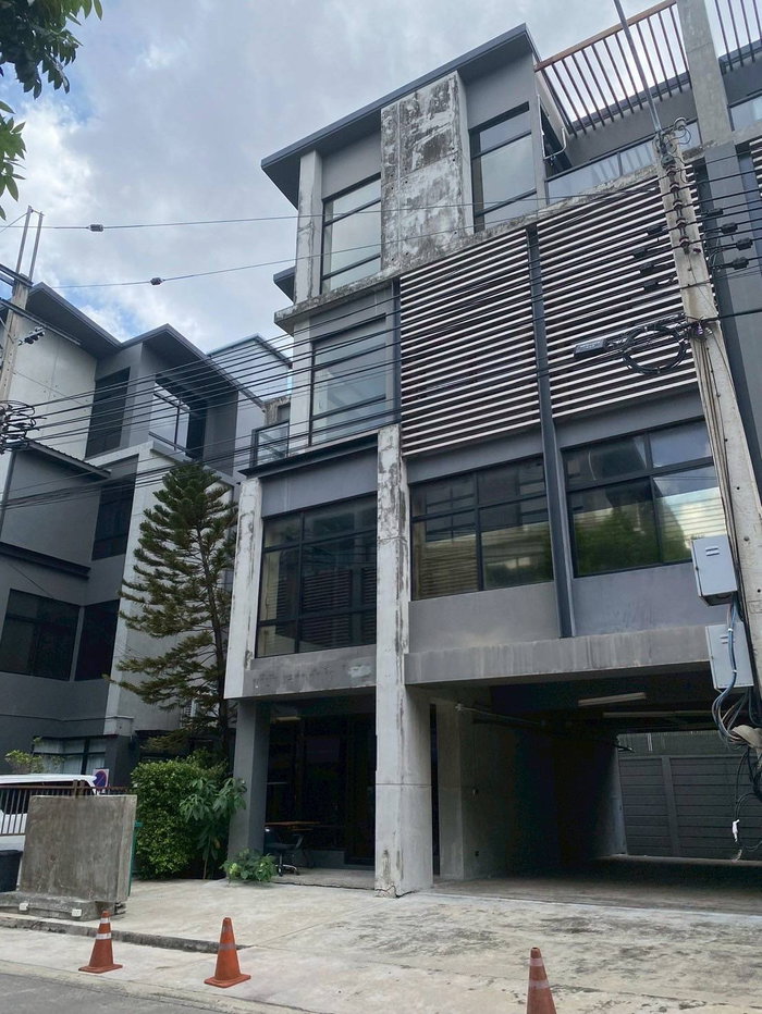 รูป 🔥ให้เช่า Home Office 4 ชั้น ใหญ่ ทาวน์อินทาวน์ 140,000 บาท/เดือน🔥( TP 81) - รูปที่ 1/14