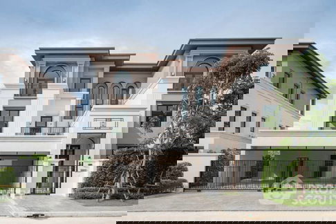 บ้าน 5-ห้องนอน ที่ แซงค์ รอยัล กรุงเทพกรีฑา ใน สะพานสูง (ID 2323150)