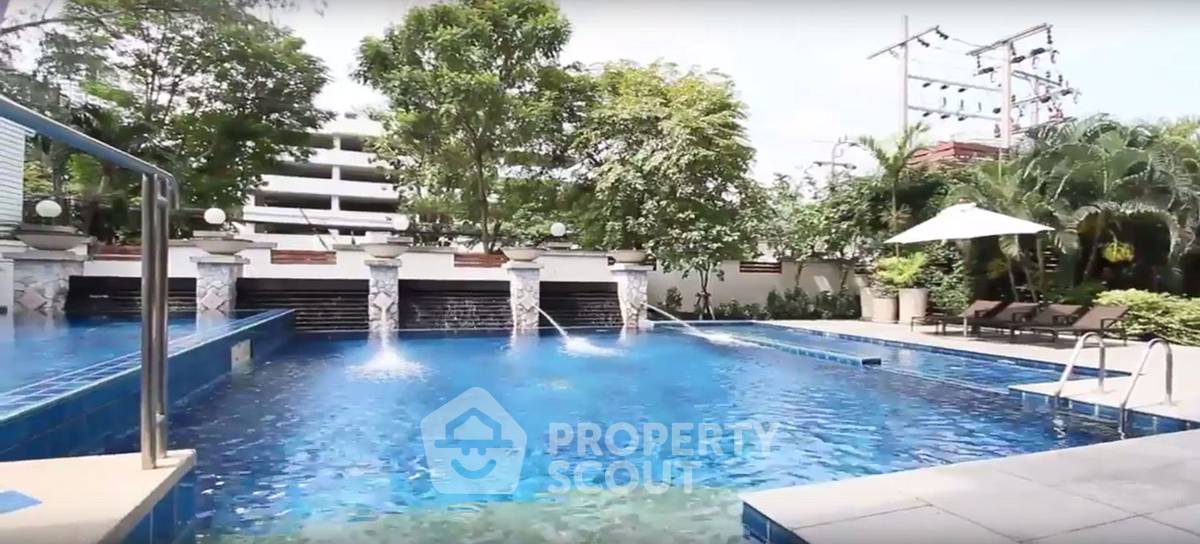 picture 2-BR Condo at Baan Ananda Condo Sukhumvit 61 near BTS Thong Lor (ID 2327278) - 15/18