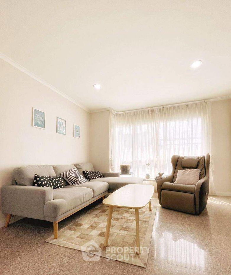 picture 2-BR Condo at Lumpini Park Riverside Rama 3 close to Phra Ram 3 (ID 468696) - 2/12