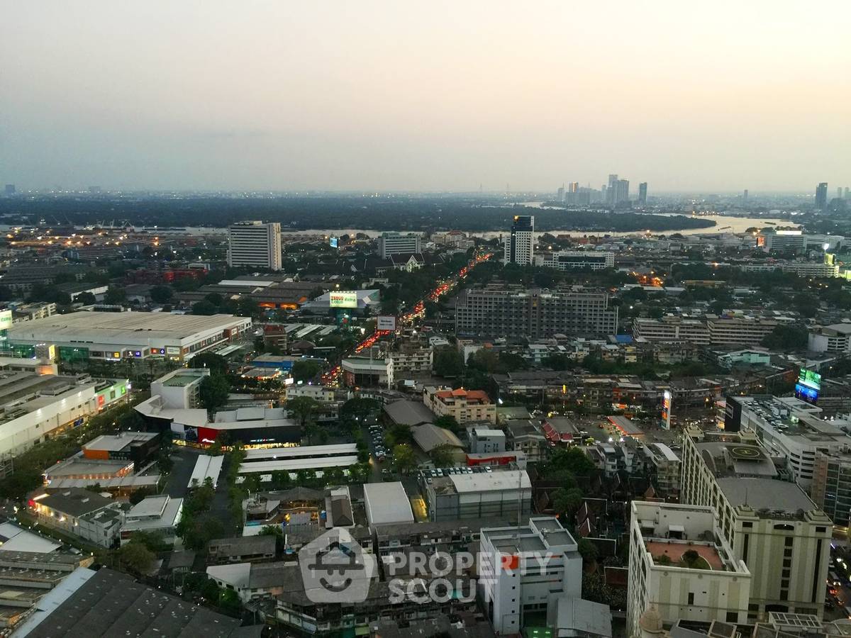 picture 3-BR Condo at The Emporio Place near BTS Phrom Phong (ID 2326489) - 14/25