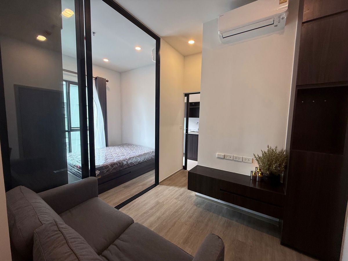 picture  Luxury Condo for Rent  The Origin Plug & Play Ramintra  - 1/14
