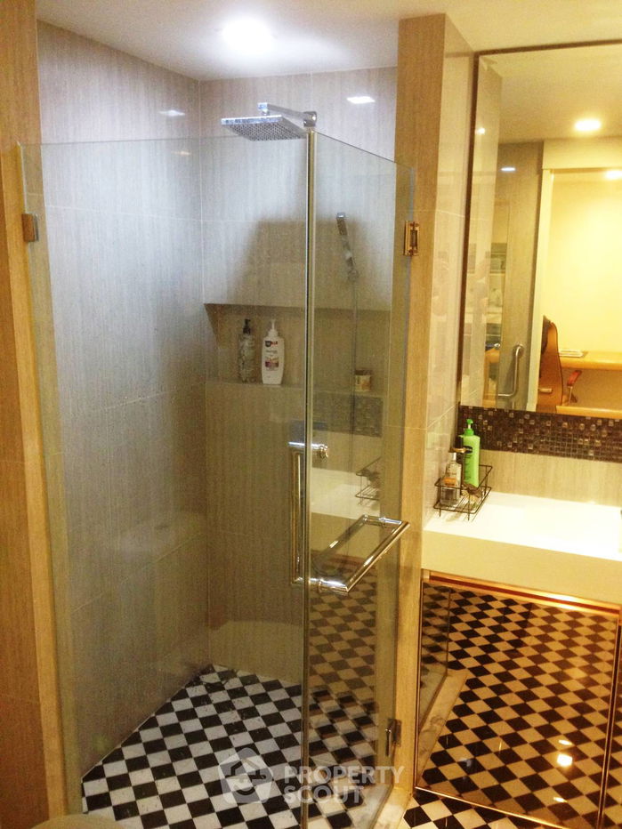 รูป คอนโด 1-ห้องนอน ที่ ดาวน์ทาวน์ 49 สุขุมวิท ใกล้ BTS พร้อมพงษ์ (ID 636808) - รูปที่ 5/24