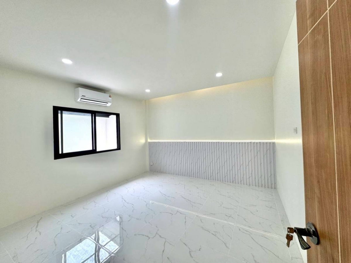 รูป หมู่บ้านพร้อมพันธ์ ป่าคลอก WR-03805 - รูปที่ 10/12