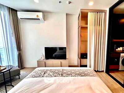 Condos for rent Soi Buakhao : 1-BR Condo at Edge Central Pattaya close to Central Festival Pattaya (ID 2327557)