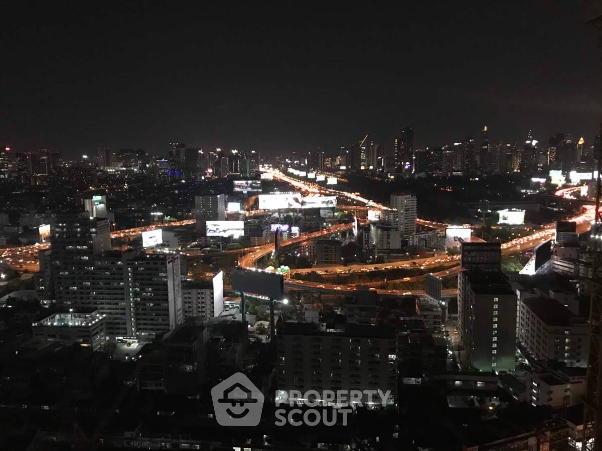 รูป คอนโด 3-ห้องนอน ที่ เดอะ คอมพลีท ราชปรารภ ใกล้ ARL ราชปรารภ (ID 2326543) - รูปที่ 9/15